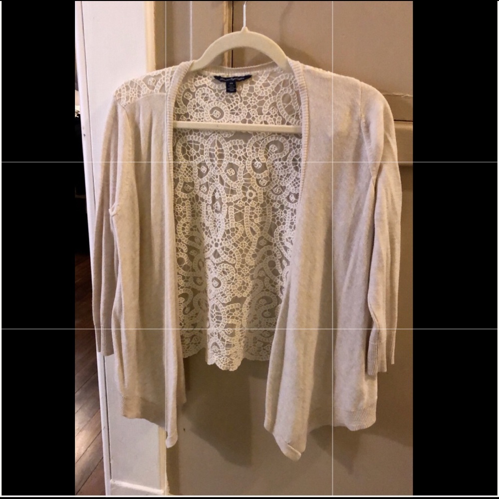 Quarter Sleeved Cardigan